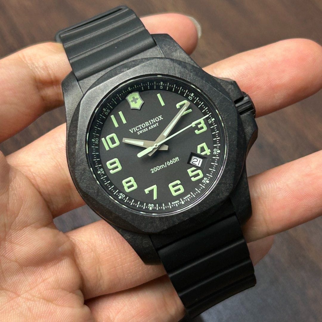 Pre-Owned] Victorinox INOX Carbon 241859 Black Quartz Men Watch