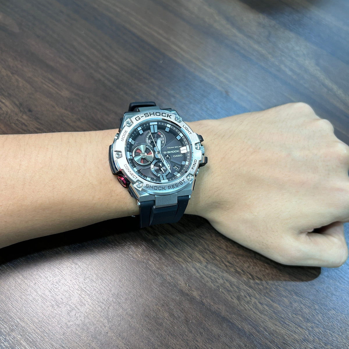 Pre-Owned] Casio G-Shock G-Steel GST-B100-1A Tough Solar Men