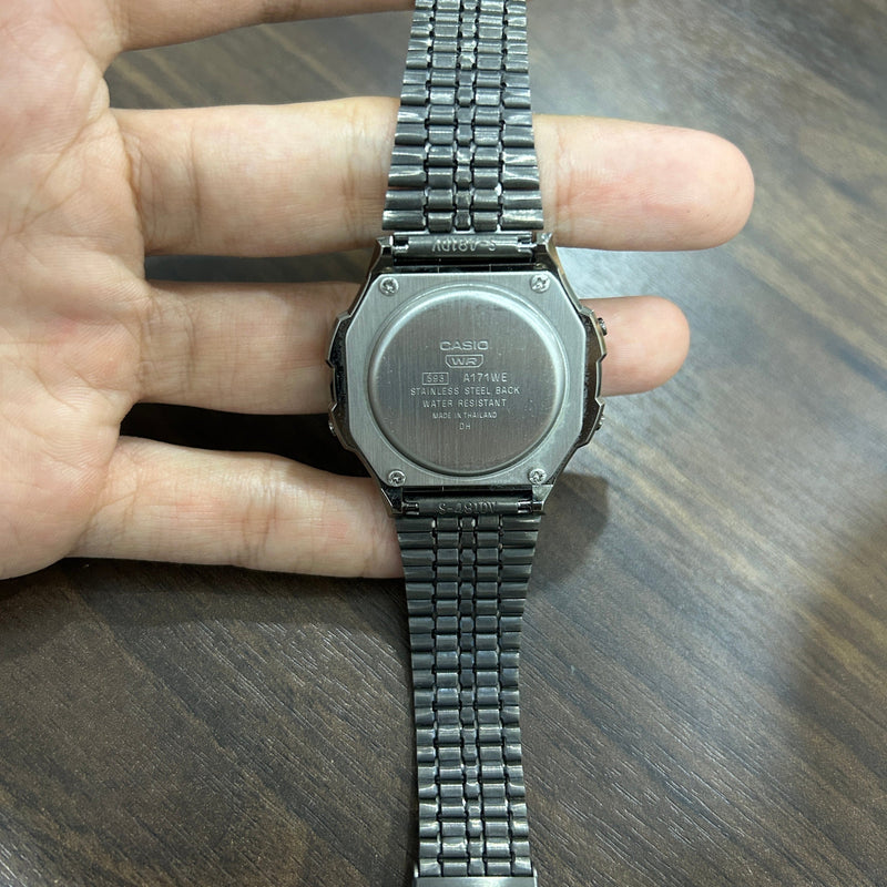 [Pre-Owned] Casio Vintage A161WEGG-1A Black Digital Unisex Watch