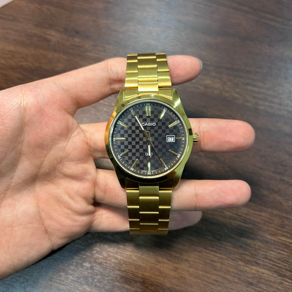 [Pre-Owned] Casio Enticer MTP-VD03G-1A Gold Men Watch