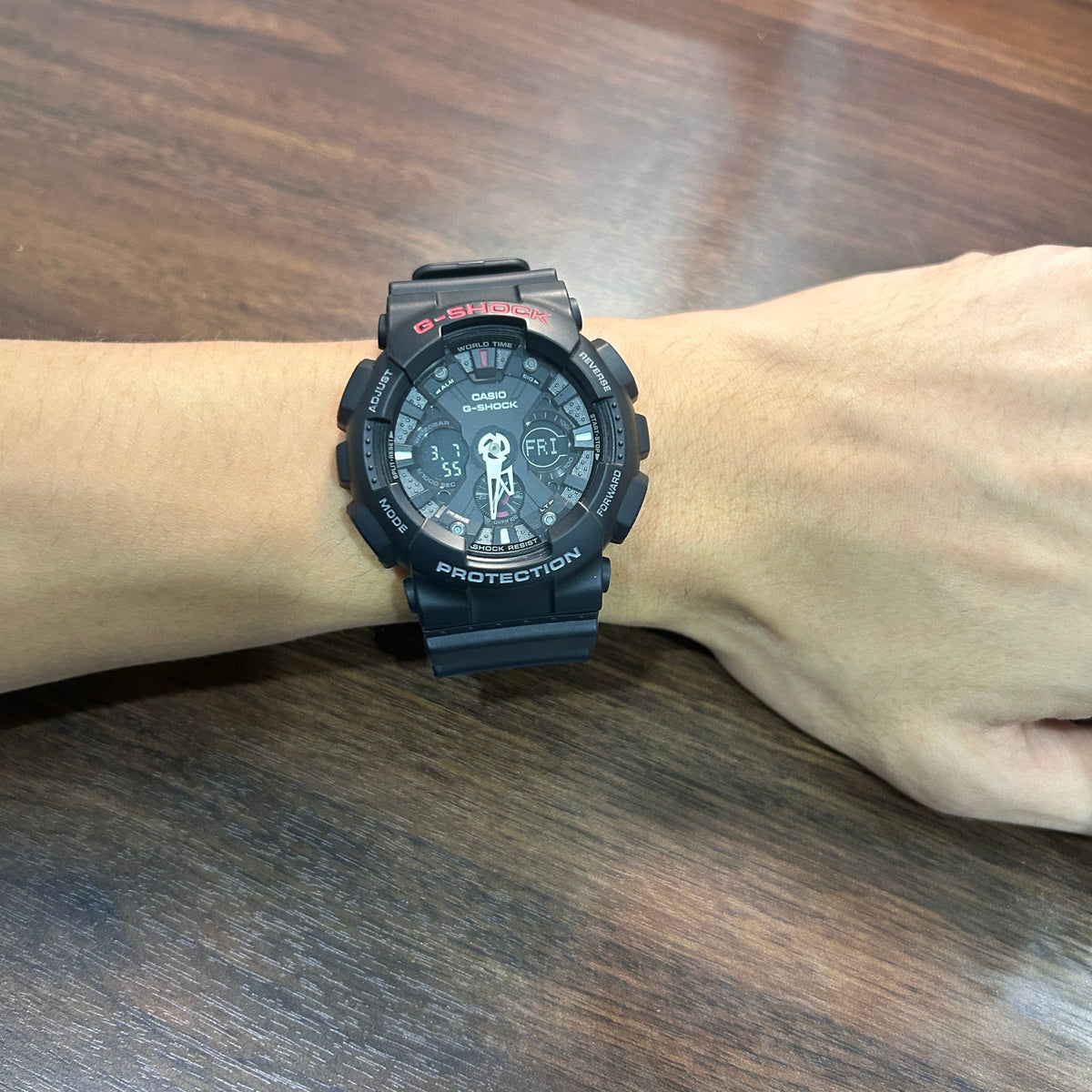 Pre-Owned] Casio G-Shock GA-120-1A Analog-Digital Men Watch