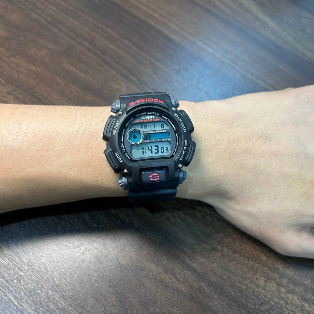 Pre Owned Casio G Shock Anak Katak DW 9052 1V Digital Black Men Watch