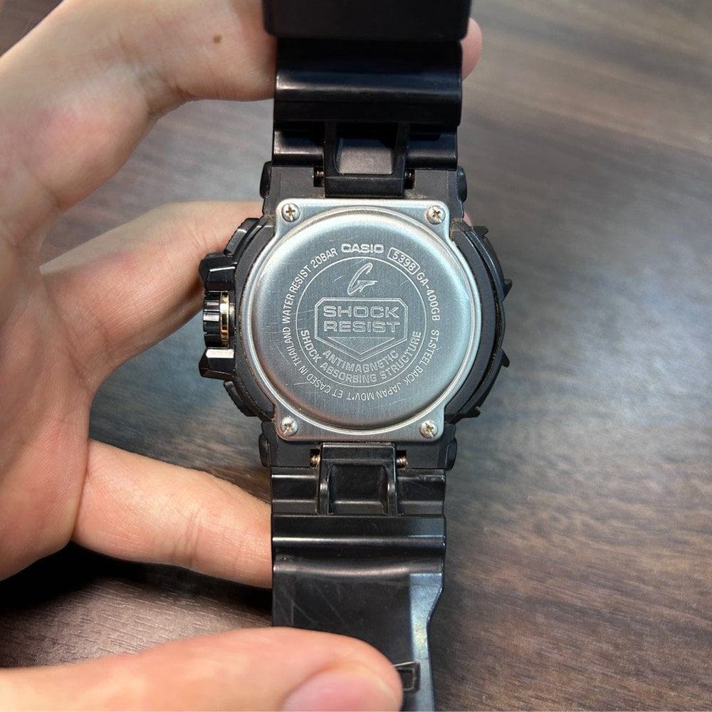 Pre-Owned] Casio G-Shock GA-400GB-1A9 Analog-Digital Men Watch