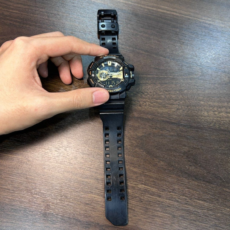 [Pre-Owned] Casio G-Shock GA-400GB-1A9 Analog-Digital Men Watch