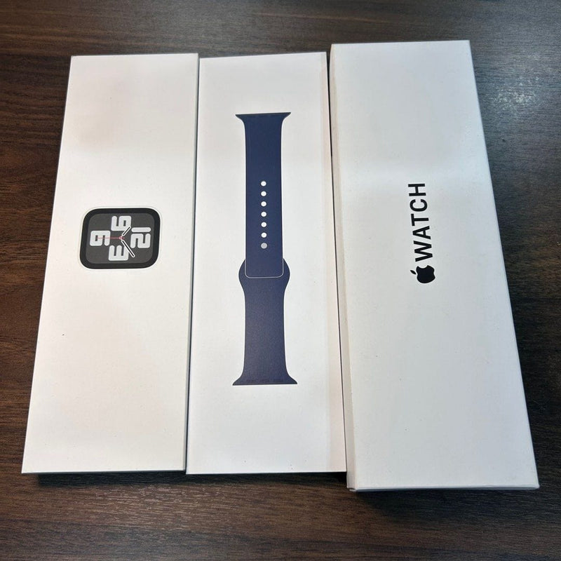 [Pre-Owned] Apple Watch SE 2 (44mm) Aluminium GPS Smartwatch