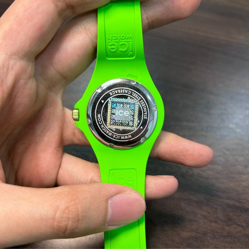 [Pre-Owned] Ice watch ICE Generation - Flashy Green (Medium) 019160 Silicone Women Watch