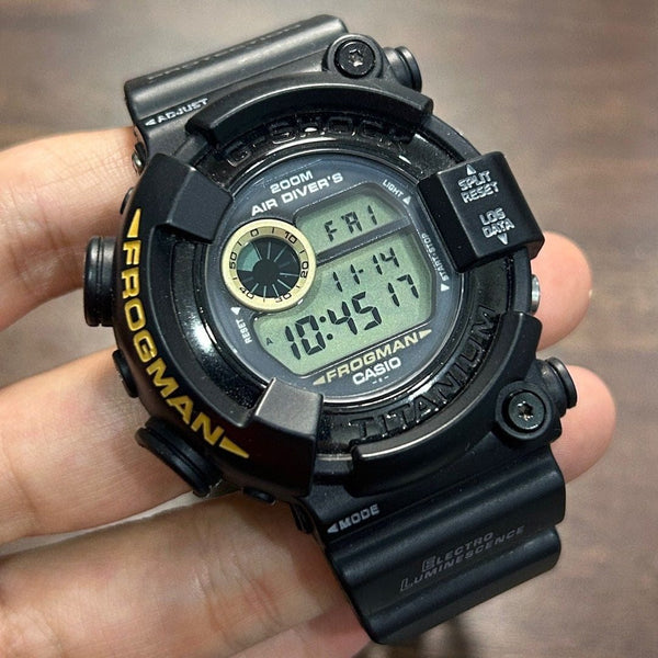 [Pre-Owned] Casio G-Shock Frogman DW-8200BM-1T Digital Men Watch