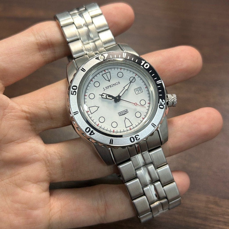 [Pre-Owned] J.Springs BBH102Y Quartz Diver Style Men Watch