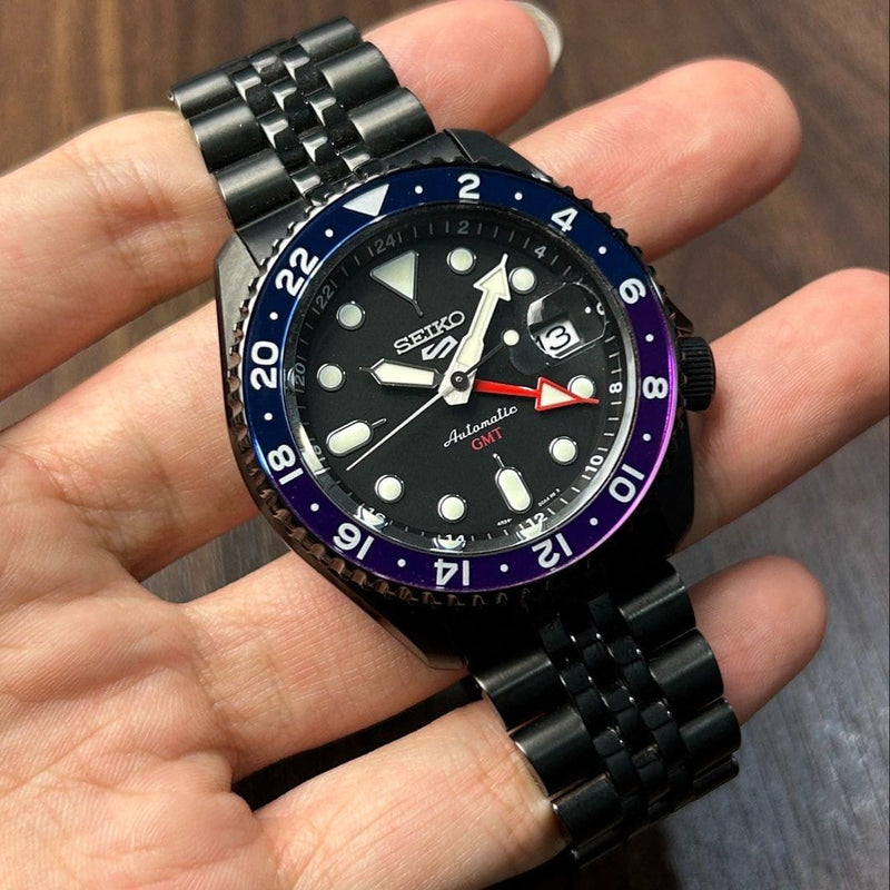 [Pre-Owned] Seiko 5 Sports X Yuto Horigome SSK027K1 Limited 2700 Automatic GMT Men Watch