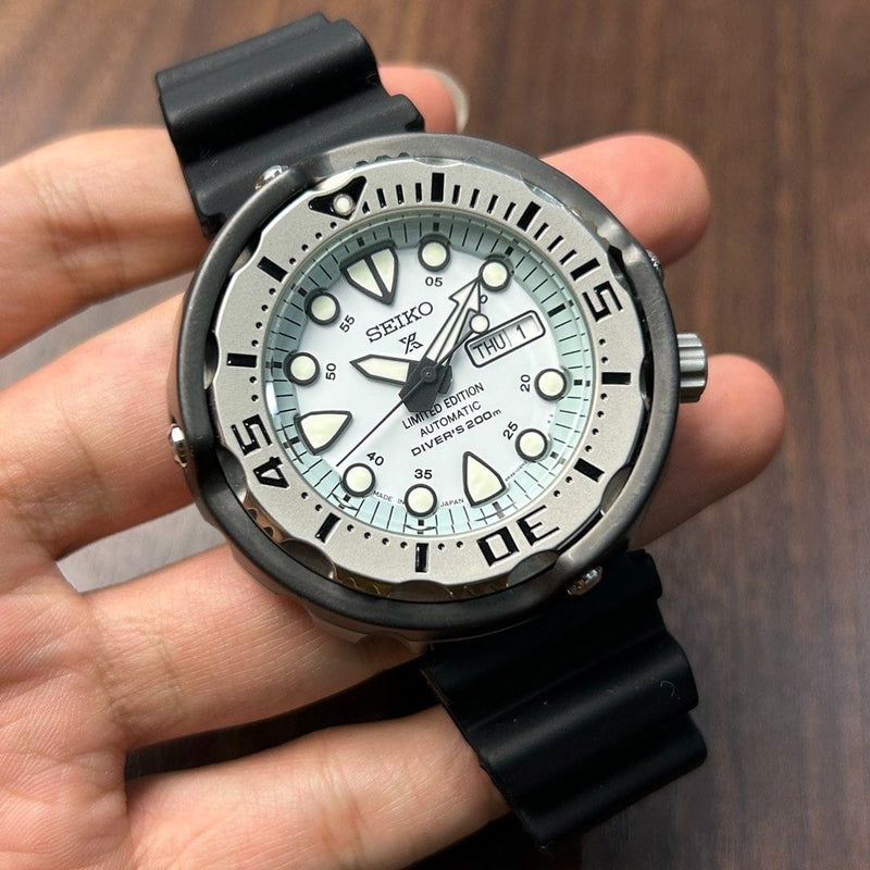 [Pre-Owned] Seiko Prospex Tuna Zimbe 3 SRPA47J1 Limited 1286 White Automatic Men Diver Watch