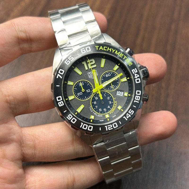 [Pre-Owned] Tag Heuer Formula 1 CAZ101AG Black Quartz Chronograph Men Watch