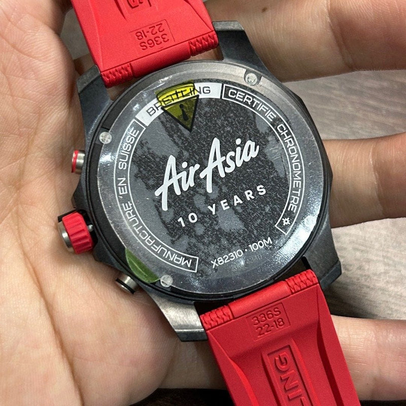 [Pre-Owned] Breitling Endurance Pro 44 Red Carbon Quartz Chronograph Men Watch