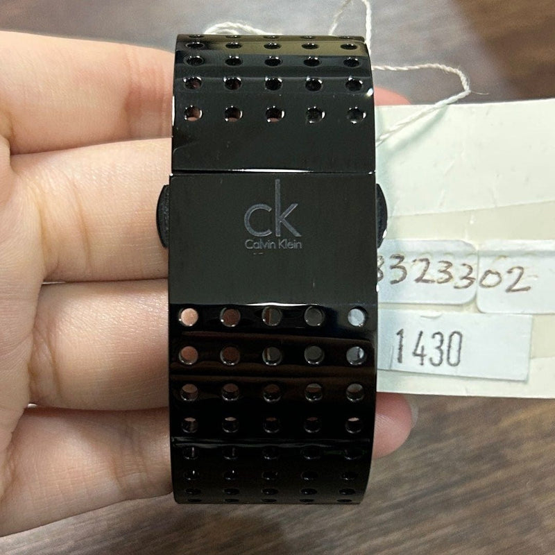 NOS Calvin Klein Grid K8323302 Sapphire Quartz Women Watch Swiss Made