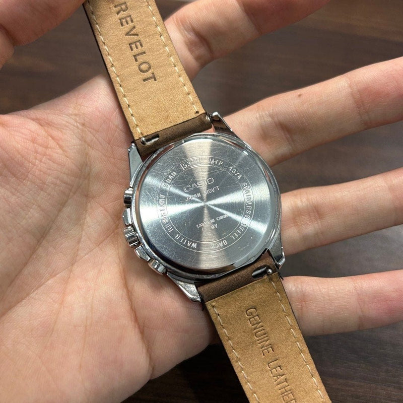 [Pre-Owned] Casio MTP-1374L-1AV Multi-hand Quartz Men Watch