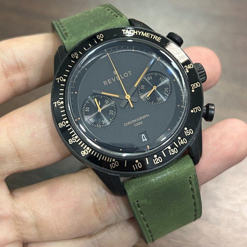 [Pre-Owned] Revelot R8 Racer Green Quartz Chronograph Men Watch