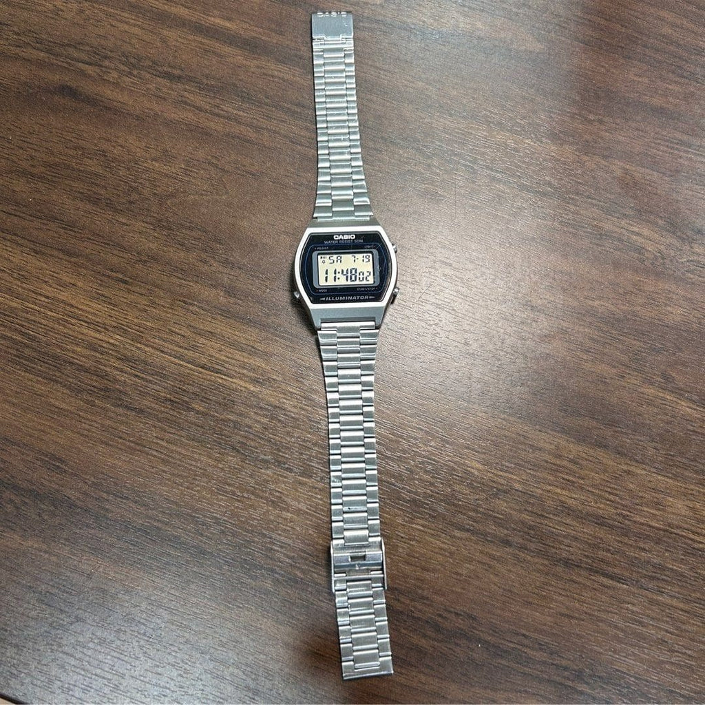 Pre-Owned] Casio Vintage B640WD-1AV Stainless Steel Unisex Watch