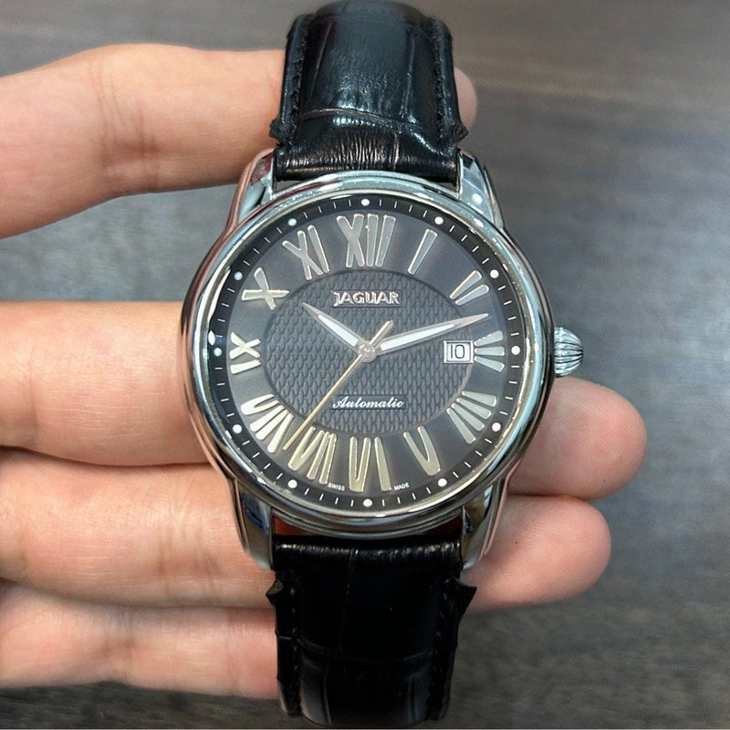 [Pre-Owned] Jaguar Leather Automatic Men Watch